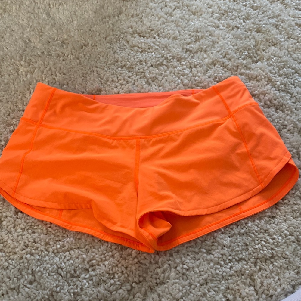 Lululemon Speed Up Low-Rise Lined short 2.5”